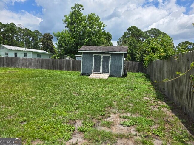 Building Photo - 1740 Point Peter Rd