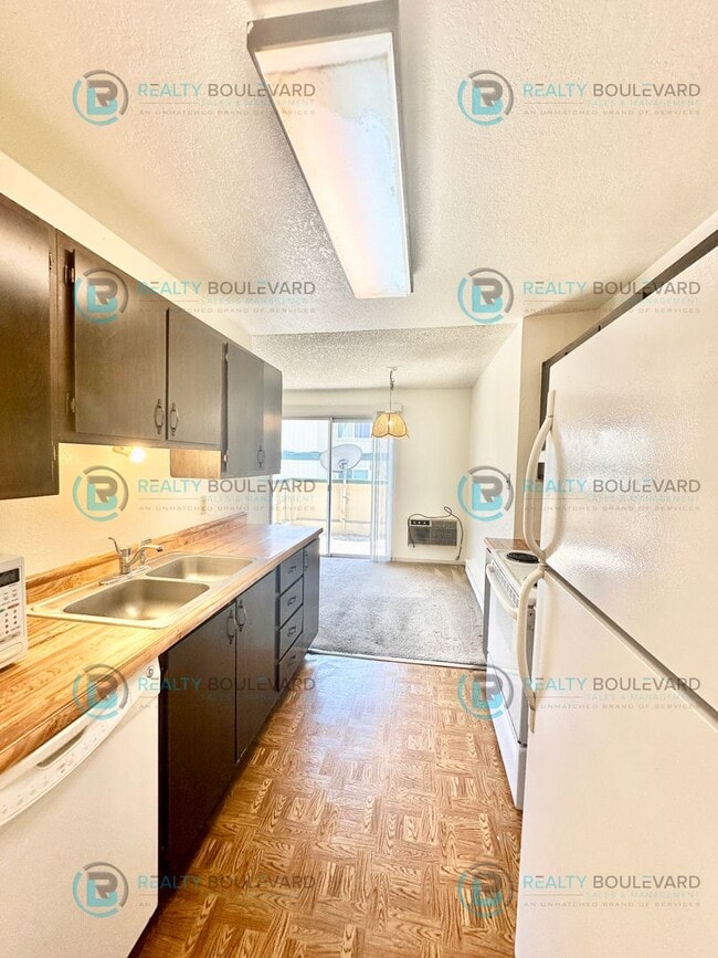 Building Photo - 3929 Clear Acre Ln