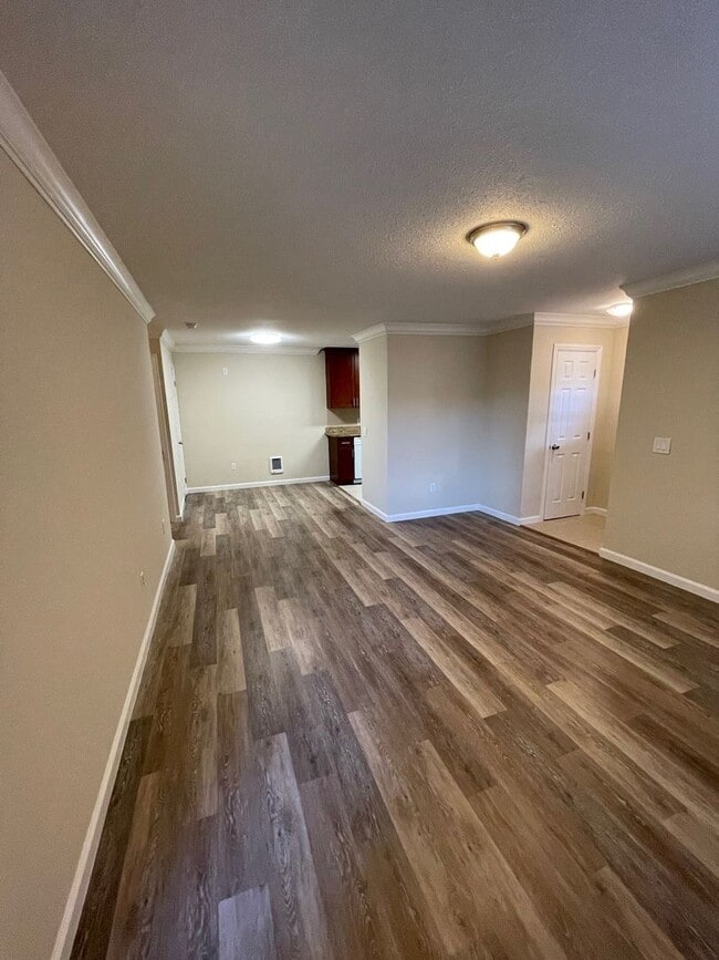 Building Photo - 2375 Tripp Dr