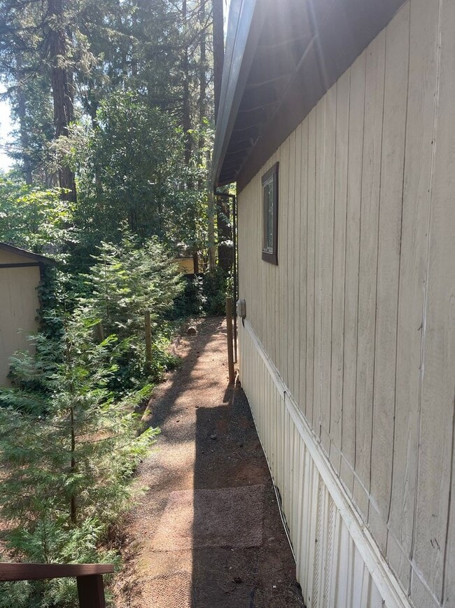Building Photo - Upper Magalia Cute & clean 2 bed, 2 bath, storage shed, natural landscaping