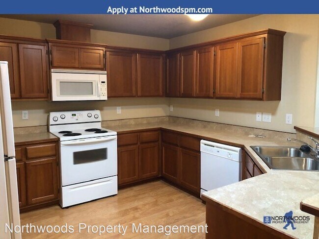 Building Photo - 2 br, 2 bath House - 330 Cheney Loop