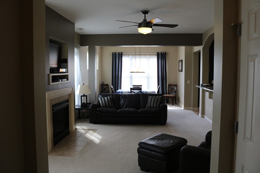 Building Photo - 5993 Treven Way