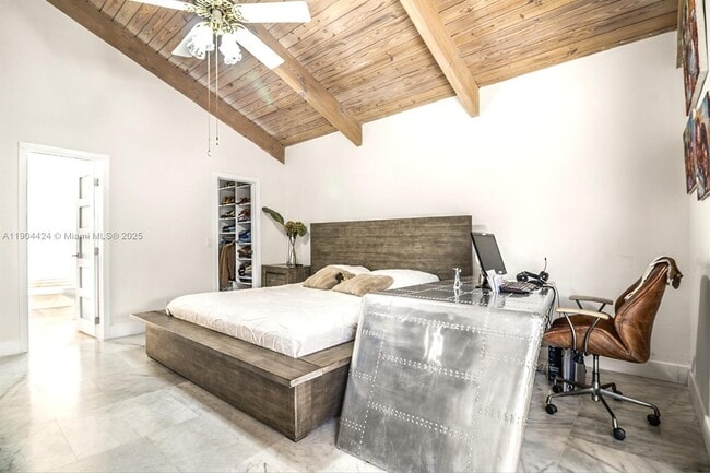 Building Photo - 513 Leslie Dr