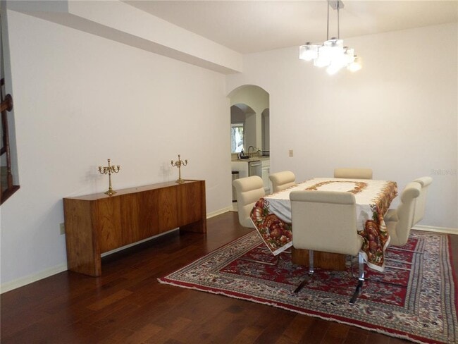 Building Photo - 19407 Sandy Springs Cir