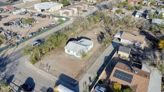 Building Photo - 580 Chula Vista St
