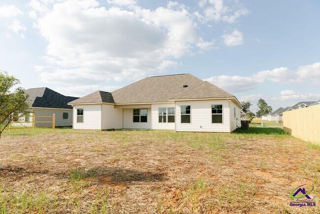 Building Photo - 608 Daisy Dr