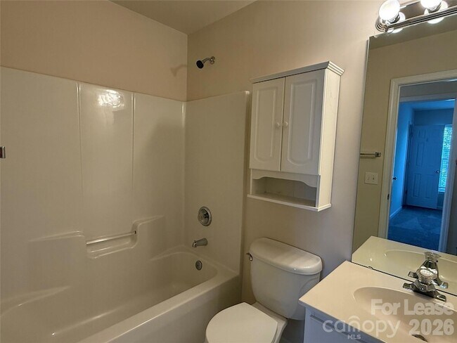 Building Photo - 2146 McKenzie Creek Dr