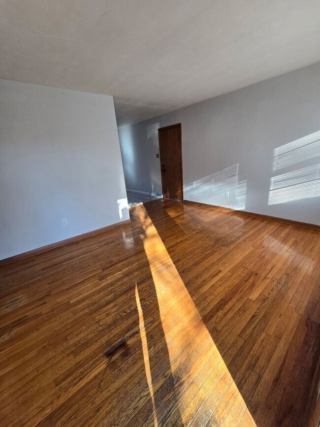 Building Photo - 2505 Andy Dr