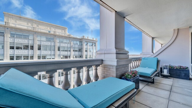 Building Photo - 701 Pennsylvania Ave NW