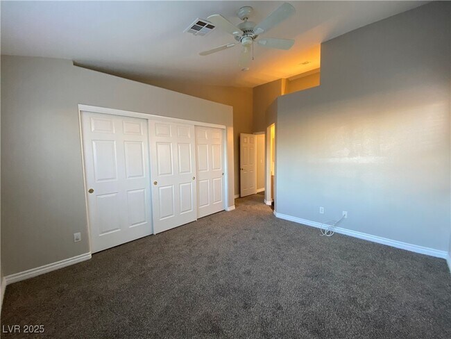 Building Photo - 9712 Panorama Cliff Dr