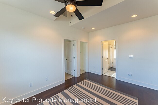 Building Photo - 3 br, 2.5 bath House - 3403 Neal St #A