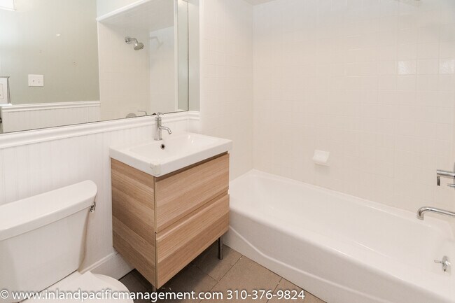 Building Photo - Remodeled 3 Bedroom Home with Large Yard -...