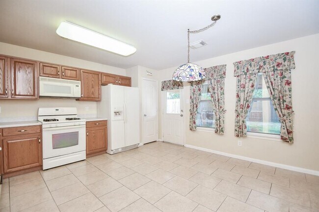 Building Photo - 16211 Cole Bridge Ln