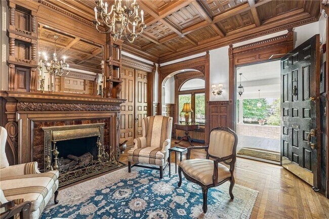 Building Photo - 541 Bellevue Ave