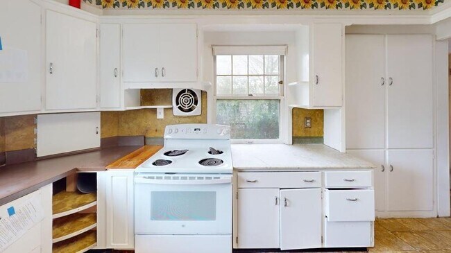 Building Photo - 801 E Ann-801ANN