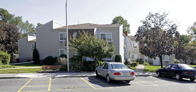 Building Photo - Spook Rock Senior Center