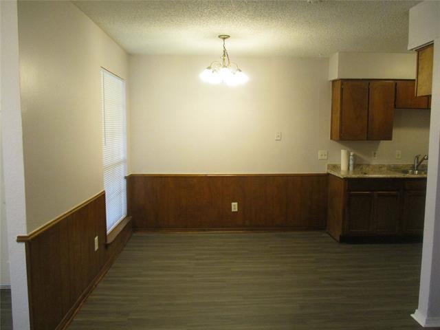 Building Photo - 1843 Family Cir