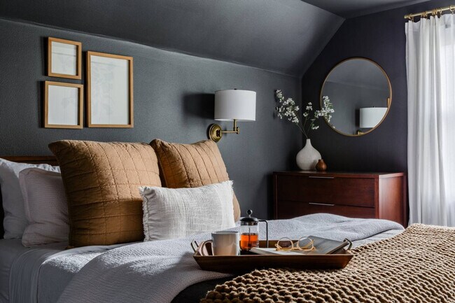 Building Photo - 7947 10th Ave SW