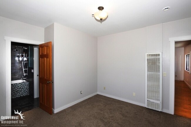 Building Photo - Beautiful 2Bdm 1.5Ba Home in the Heart of Los Angeles