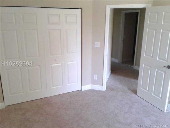 Building Photo - 3409 Lakeside Dr