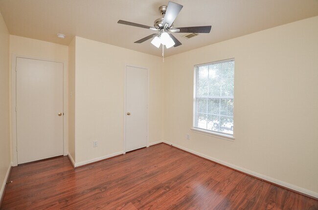 Building Photo - 3907 Pebble Garden Ln
