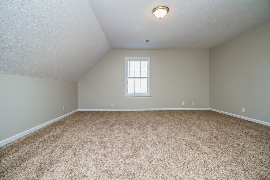 Building Photo - 730 General Barksdale Dr