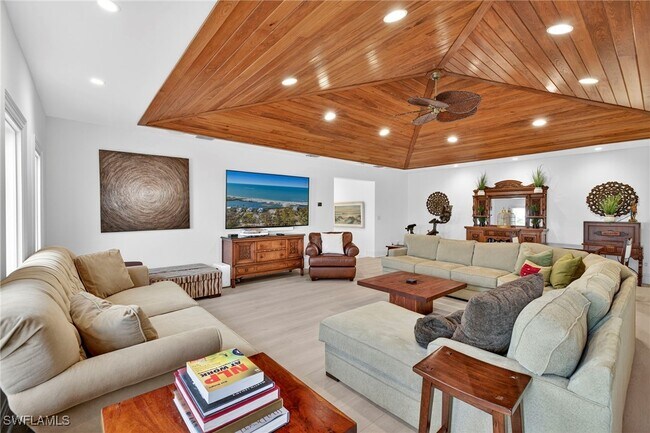 Building Photo - 403 Seabee Ave