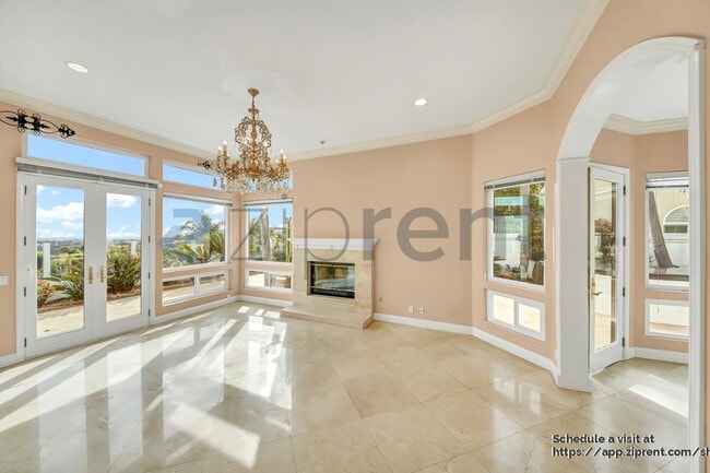 Building Photo - 20 Sierra Vista