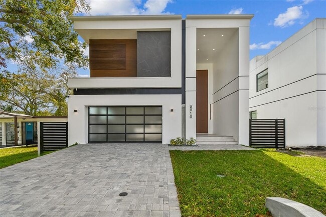 Primary Photo - 3010 W Trilby Ave
