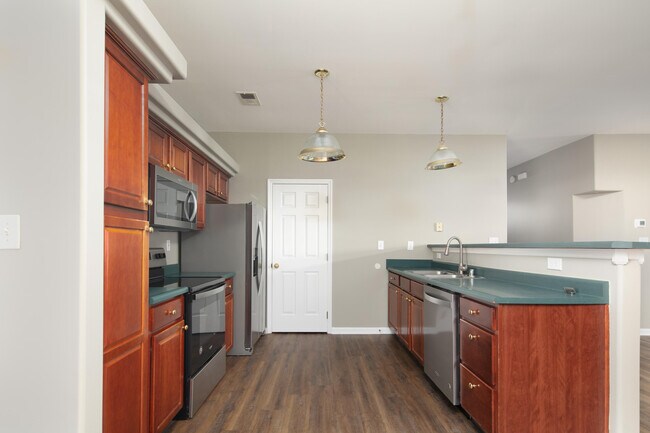 Building Photo - 2792 Gateway Park Ln
