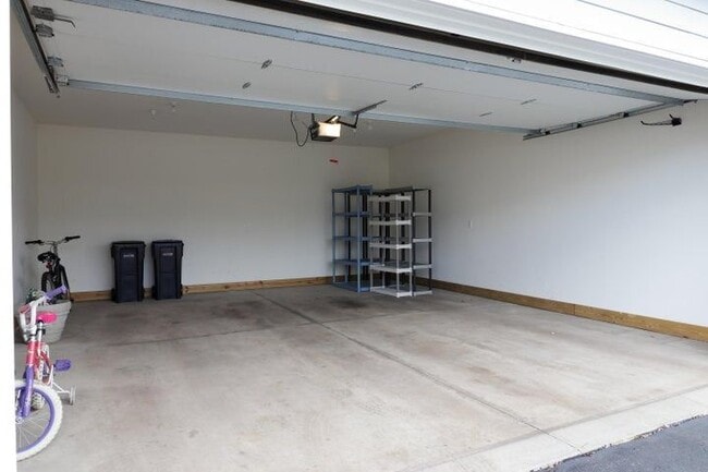 Building Photo - 7407 Granite Way
