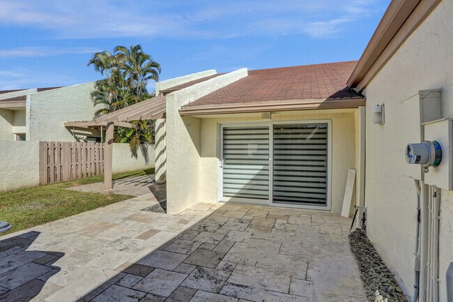 Building Photo - 21760 Contado Rd