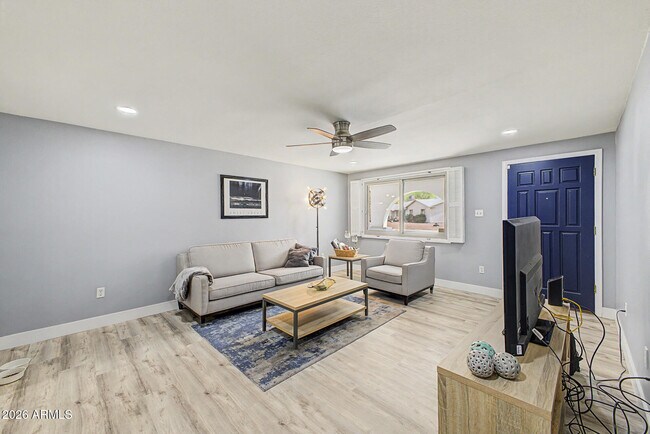 Building Photo - 13832 N 17th Ave