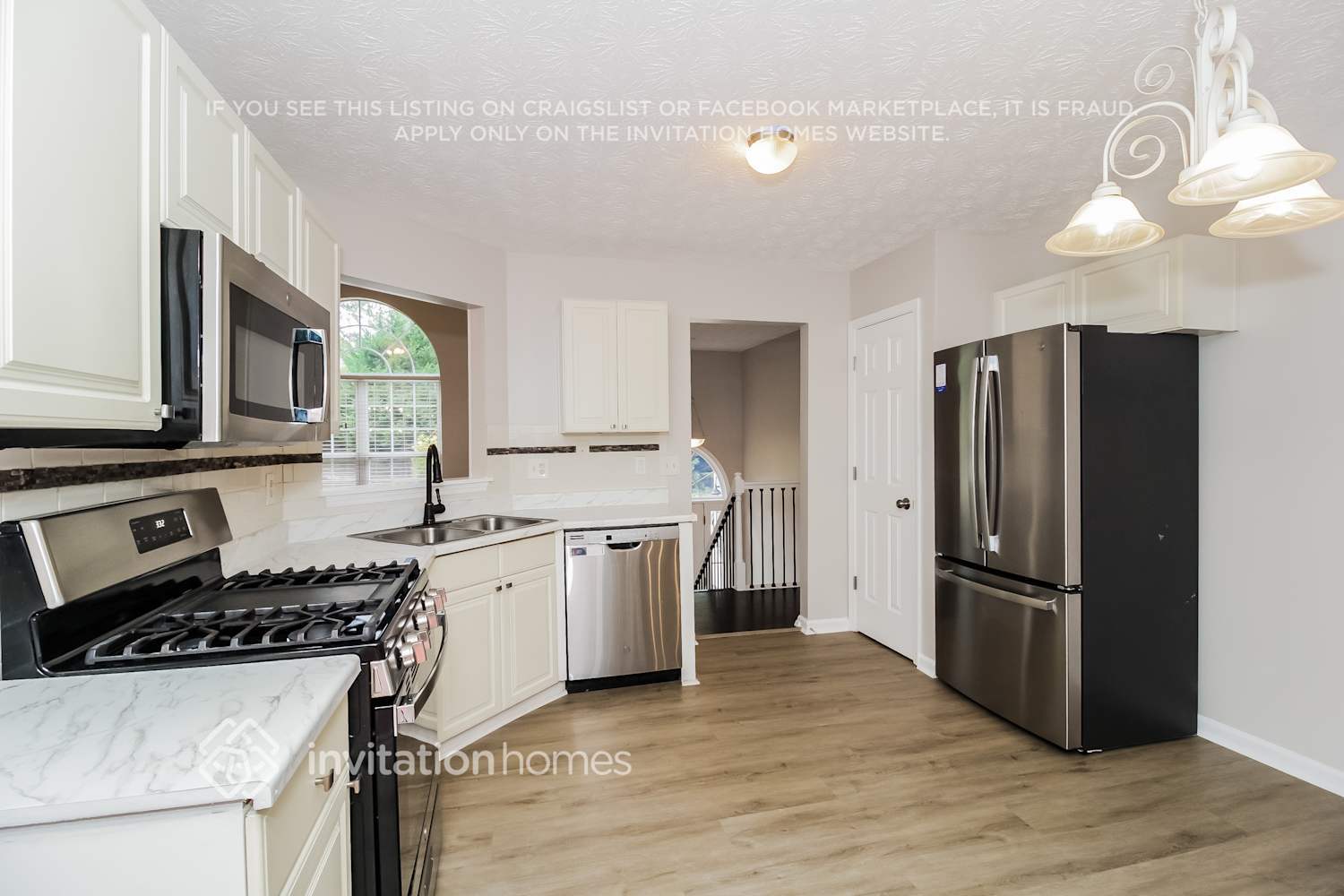 Building Photo - 3010 Maple Dr NW