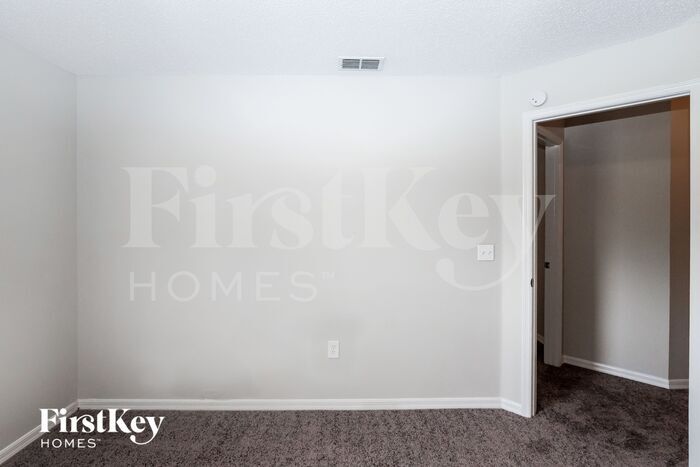 Building Photo - 756 Licaria Dr