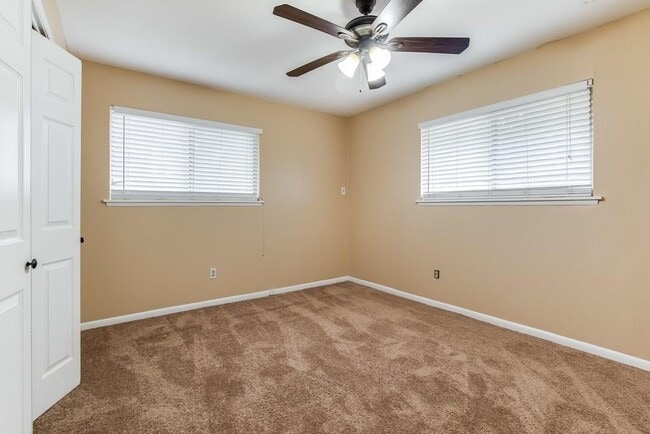 Building Photo - 2802 St Edwards Cir