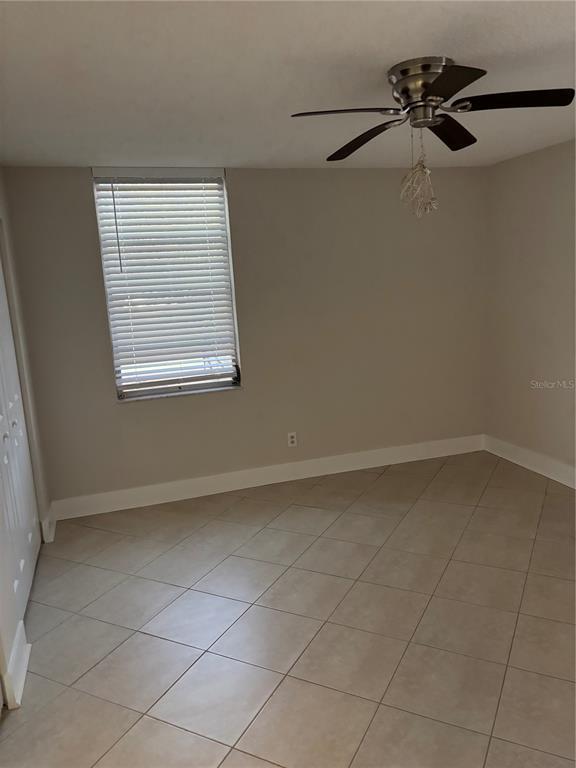 Building Photo - 7405 Bay Island Dr S