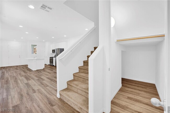 Building Photo - 11656 Bearpaw Meadow Ave
