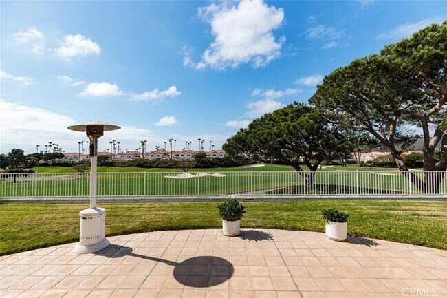 Building Photo - 23 Marbella