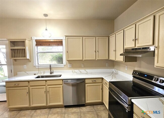 Building Photo - 1125 Berry Creek Dr
