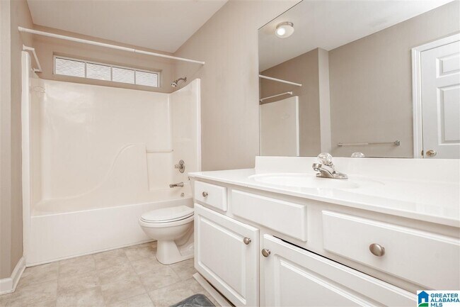Building Photo - 316 Camden Cove Cir