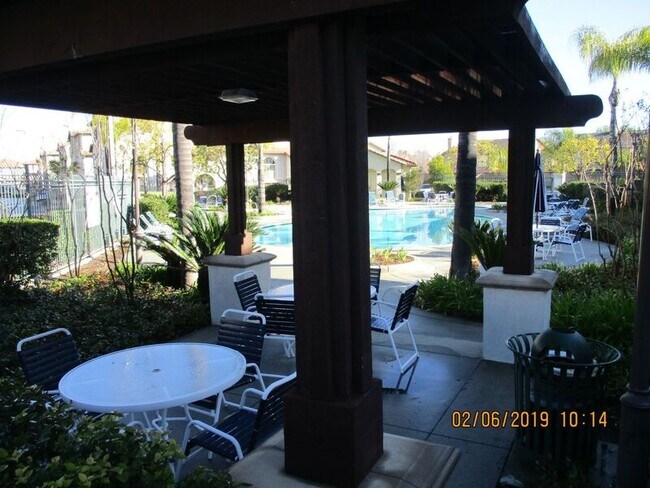 Building Photo - 33770 Willow Haven Ln