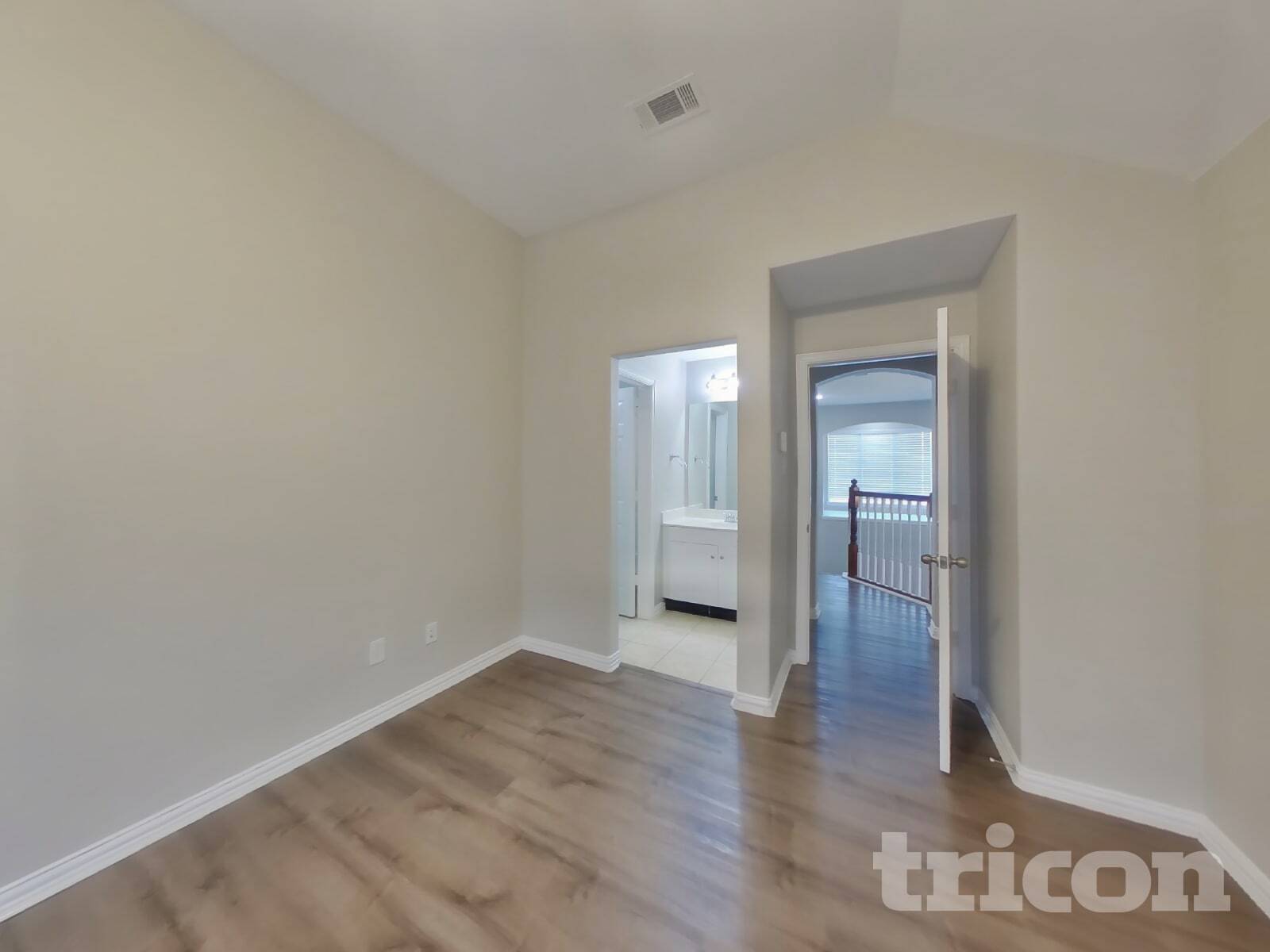 Building Photo - 114 Cole St