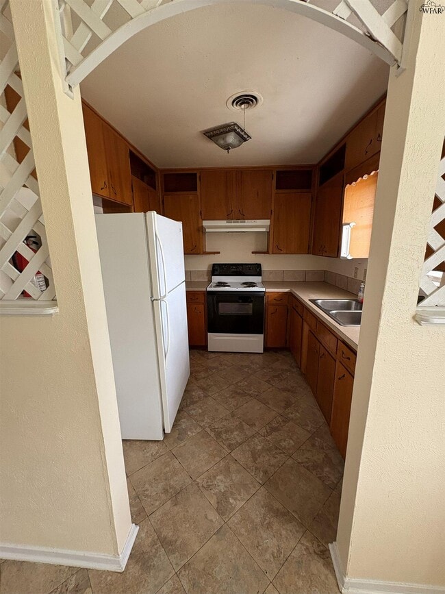 Building Photo - 209 Glasgow Dr