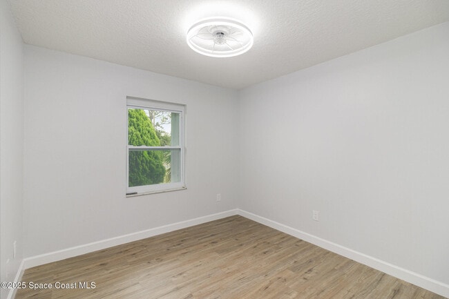 Building Photo - 1318 San Filippo Dr SE