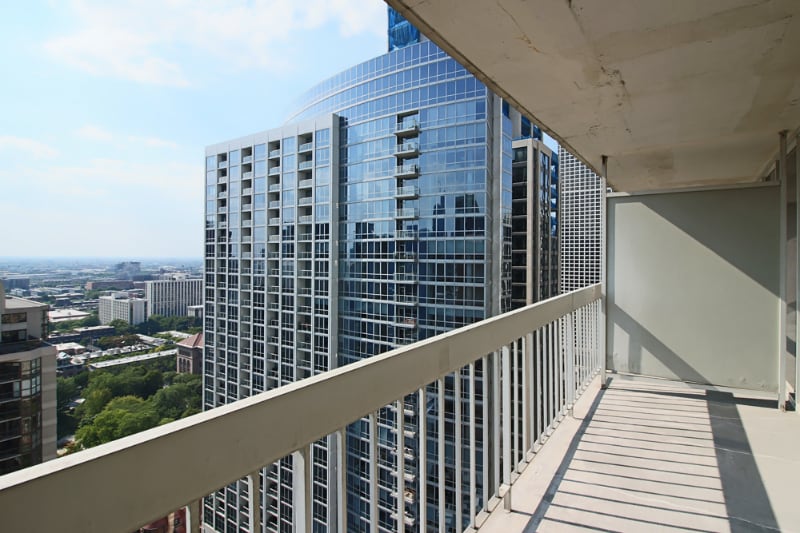 Building Photo - 1 E Delaware Pl