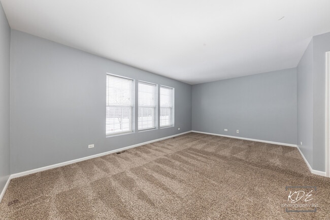 Building Photo - 603 Conservatory Ln