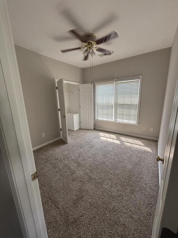 Building Photo - 5465 Vinings Lake Way SW