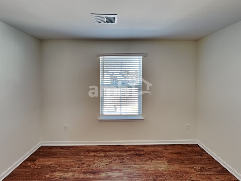 Building Photo - 5337 Cairo Ct