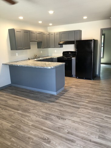 Kitchen - 1722 State St
